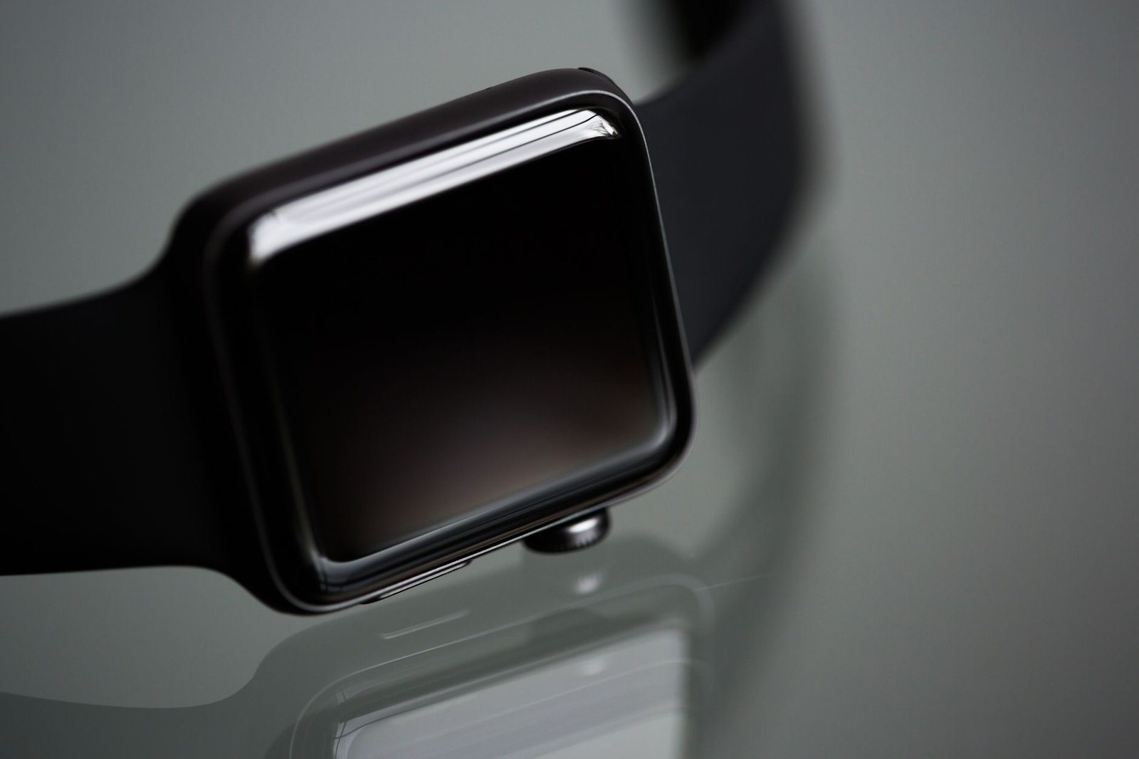 Smartwatch displaying real time workout stats on wrist.